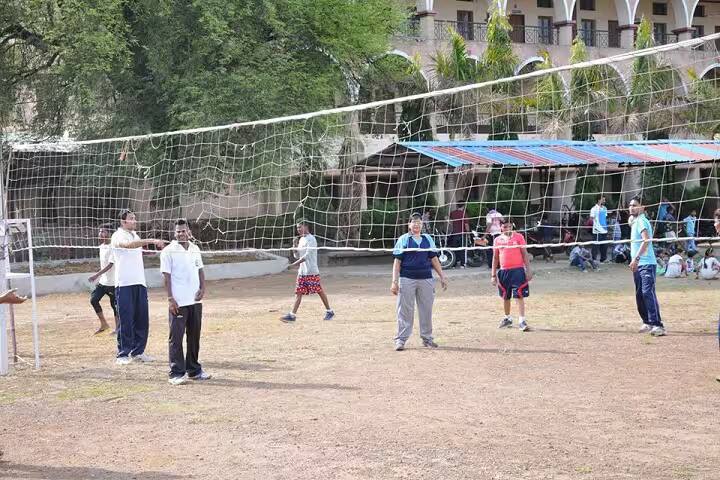 Vipra Arts Commerce and Physical Education College campus in Raipur, Chhattisgarh, India — photo 4