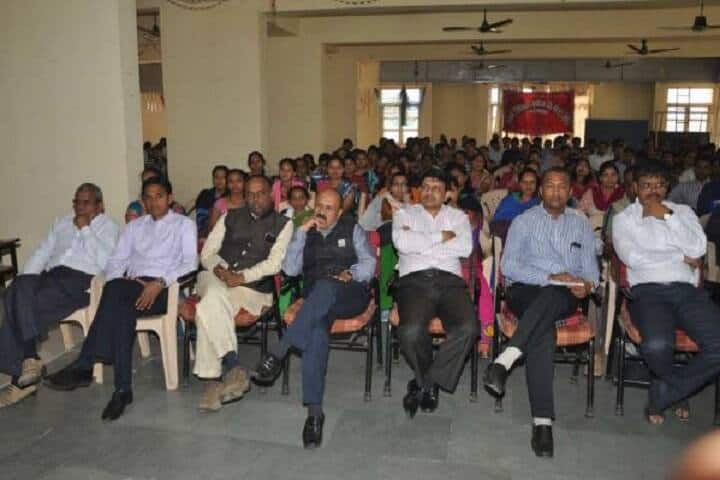 Swami Vivekanand Sarvodaya Bank Education College campus in Mehsana, Gujarat, India — photo 2