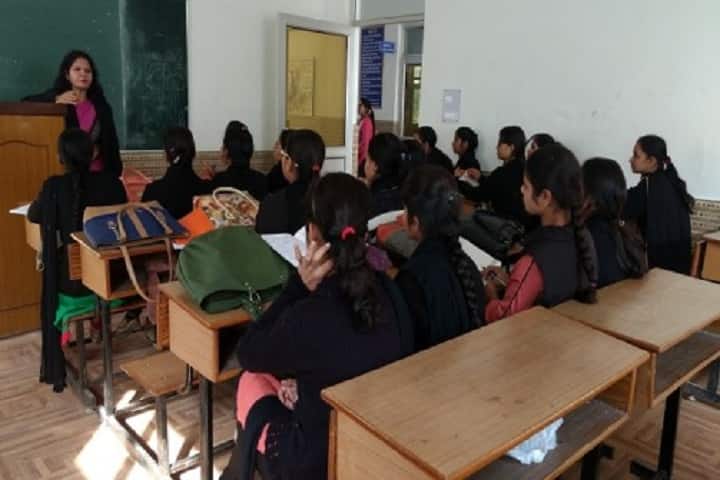 Vaish Arya Shikshan Mahila Mahavidyalaya campus in Bahadurgarh, Haryana, India — photo 3