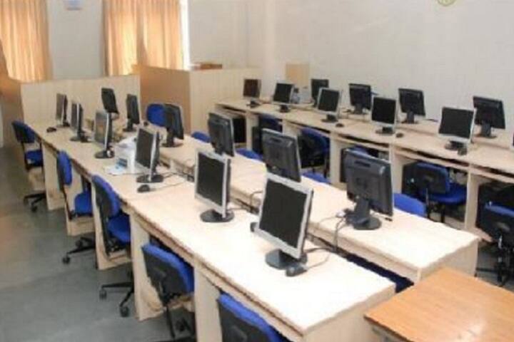 Sou Venutai Chavan Polytechnic campus in Pune, Maharashtra, India — photo 6
