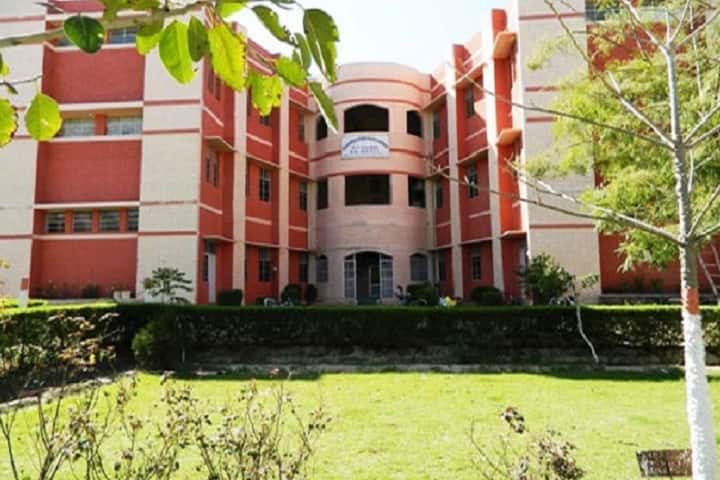 Sri Ganganagar Shikshak Prashikshan Mahavidyalya campus in Sri Ganganagar, Rajasthan, India — photo 1
