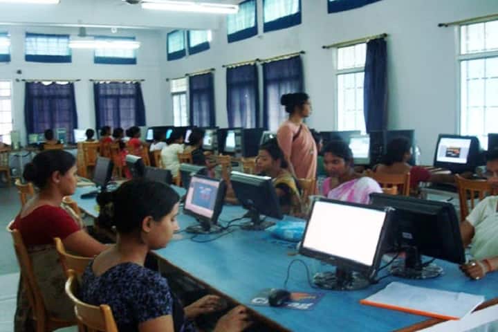 Ursuline Women's Teacher's Training College campus in Lohardaga, Jharkhand, India — photo 3