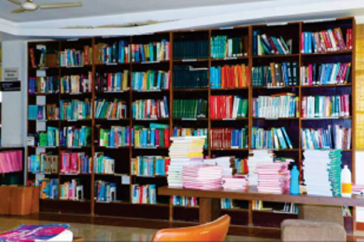 Sarsam College of Pharmacy campus in Baramati, Maharashtra, India — photo 3