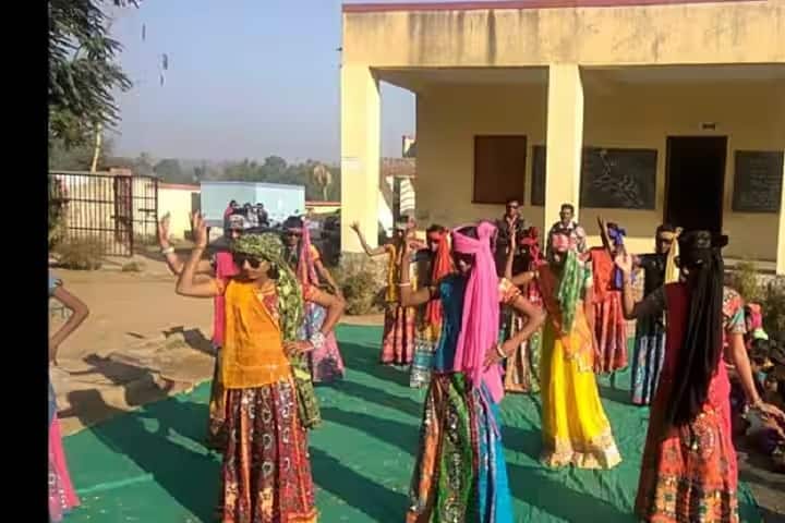 Shree Sarvajanik College of Education campus in Godhra, Gujarat, India — photo 4
