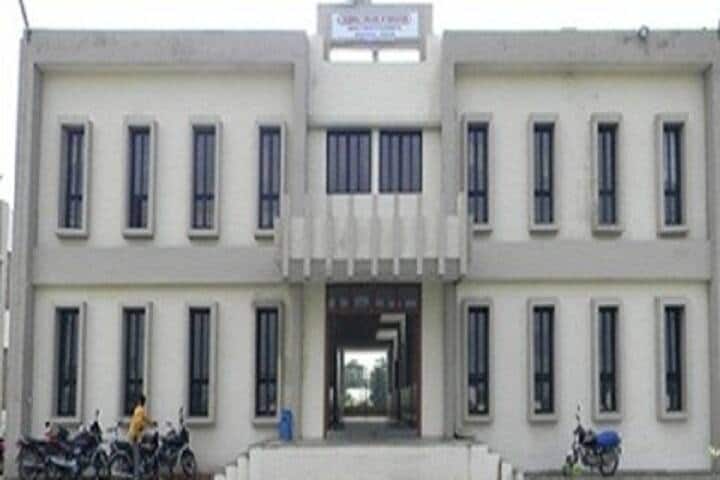 Dharmaj College of Education campus in Anand, Gujarat, India — photo 1