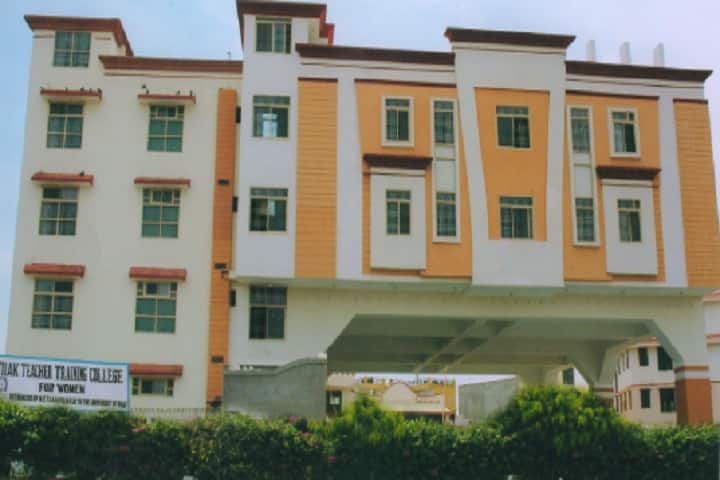 Tilak Teacher Training College for Women campus in Jaipur, Rajasthan, India — photo 1