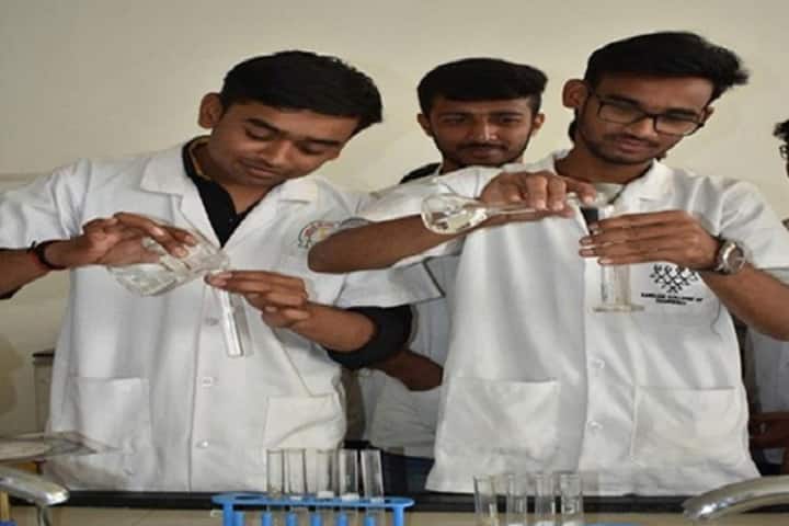 Sarojini College of Pharmacy campus in Kolhapur, Maharashtra, India — photo 4