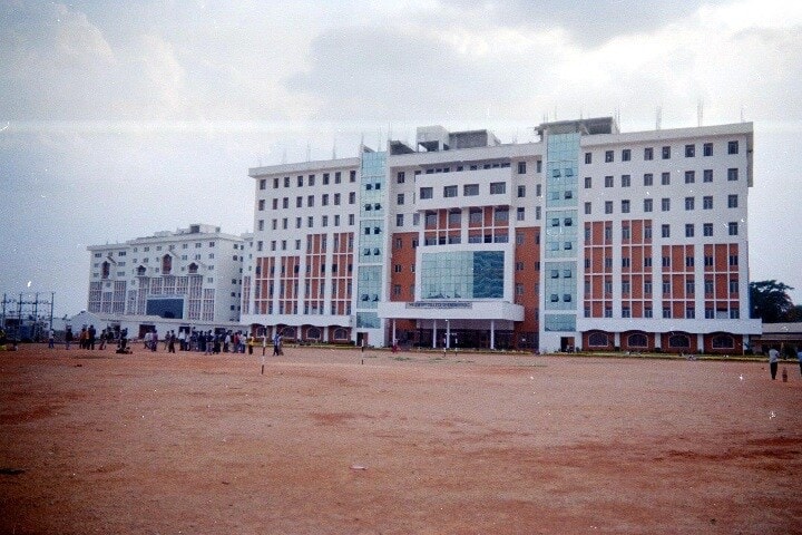 The Oxford College of Education campus in Bangalore, Karnataka, India — photo 1