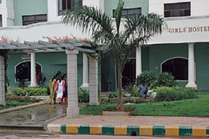 The Oxford College of Education campus in Bangalore, Karnataka, India — photo 4