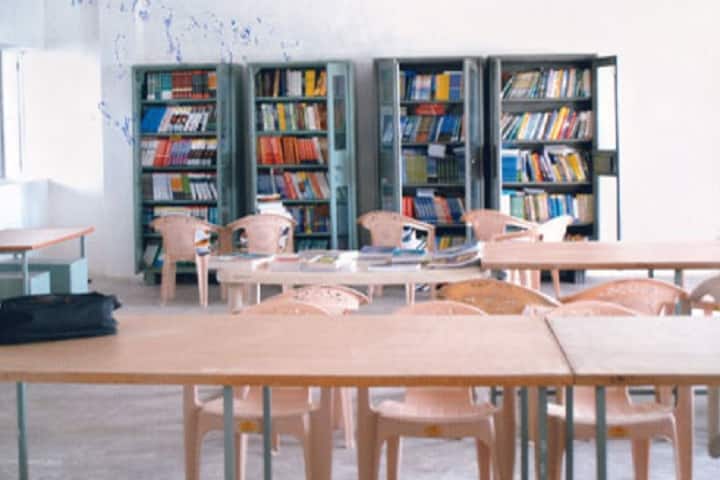 Divya Drashti B Ed College campus in Kalol, Gujarat, India — photo 4