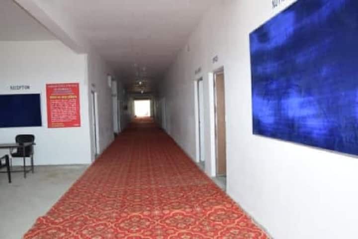 Sardar Patel College of Pharmacy campus in Gorakhpur, Uttar Pradesh, India — photo 2