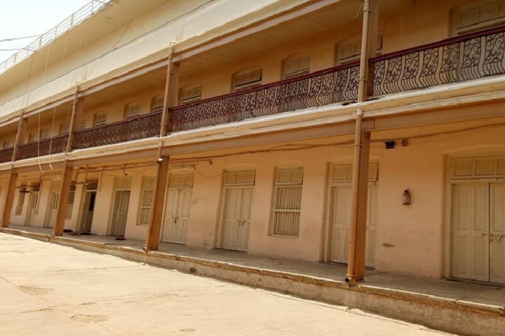 HB Kapadia College of Education campus in Ahmedabad, Gujarat, India — photo 1