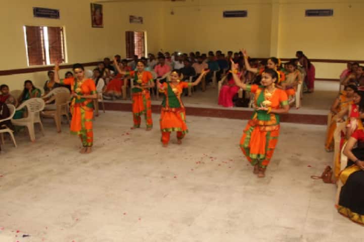 Shri Sarvajanik College of Education campus in Panchmahal, Gujarat, India — photo 2