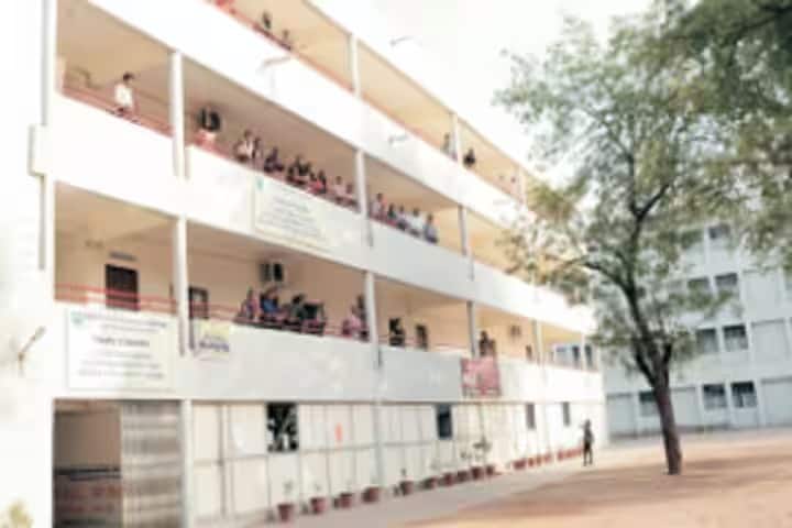 SS Patel College of Education campus in Gandhinagar, Gujarat, India — photo 1