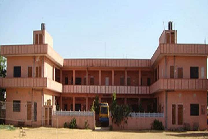 Superking Tearchers Training College campus in Jaipur, Rajasthan, India — photo 1