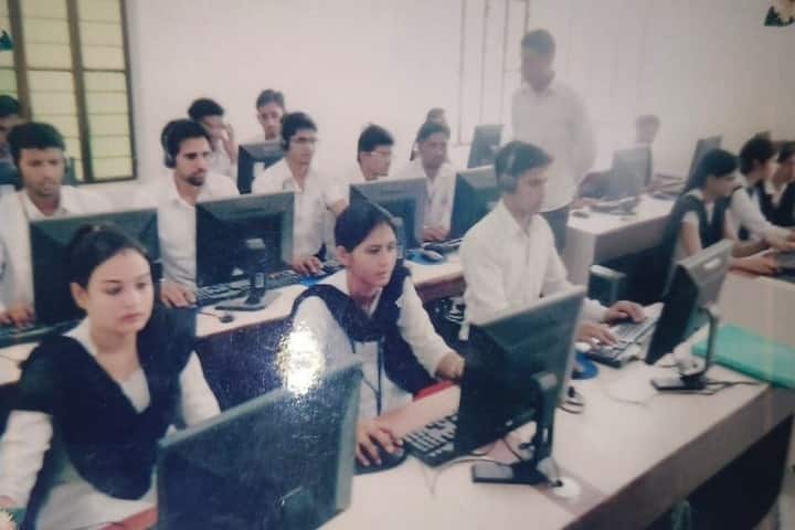 Sunrise Gurukul TT College campus in Sikar, Rajasthan, India — photo 3