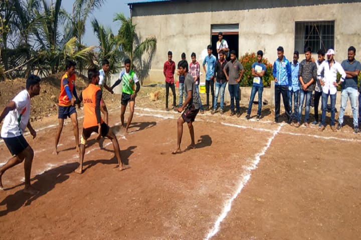 Sant Gajanan Maharaj College of Pharmacy campus in Mahagaon, Maharashtra, India — photo 3