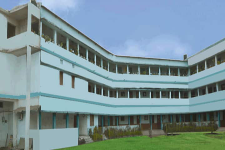 Royal College campus in Rajnandgaon, Chhattisgarh, India — photo 2