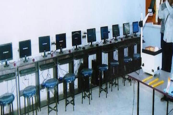 Dr Moturi Satyanarayana College of Education campus in Vijayawada, Andhra Pradesh, India — photo 3