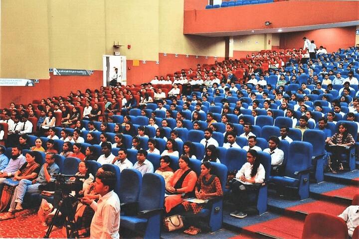 Department of Law campus in Surat, Gujarat, India — photo 4