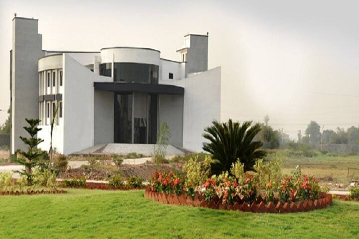 Sumandeep College of Nursing campus in Vadodara, Gujarat, India — photo 1