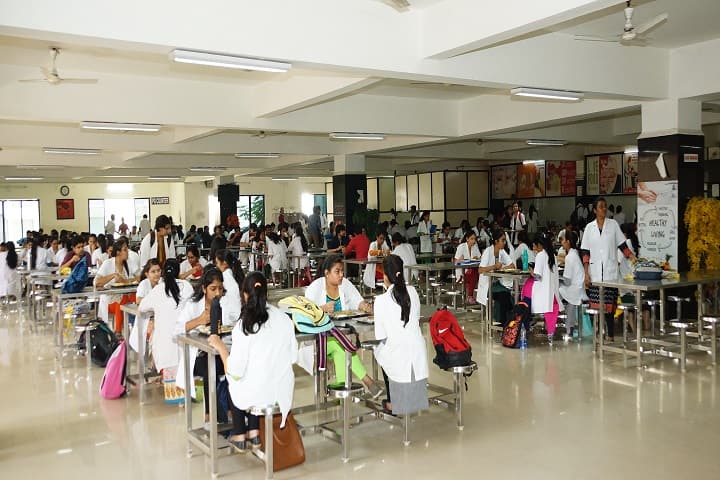 Sumandeep Ayurved Medical College and Hospital campus in Waghodia, Gujarat, India — photo 5