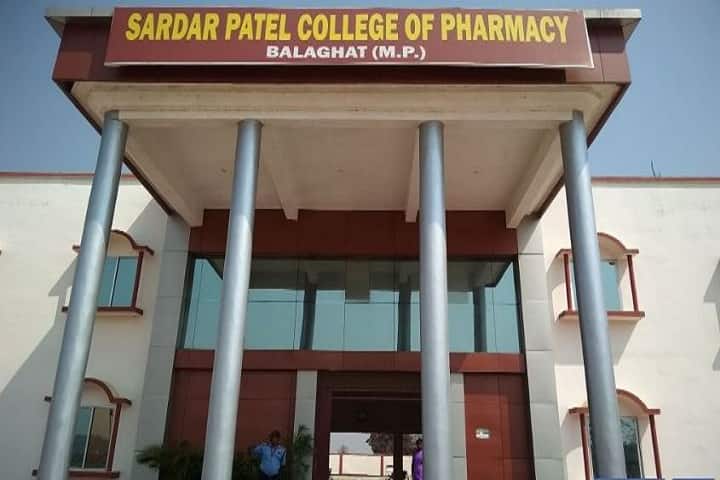 Sardar Patel College of Pharmacy campus in Balaghat, Madhya Pradesh, India — photo 1