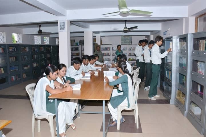 Sardar Patel College of Pharmacy campus in Balaghat, Madhya Pradesh, India — photo 6