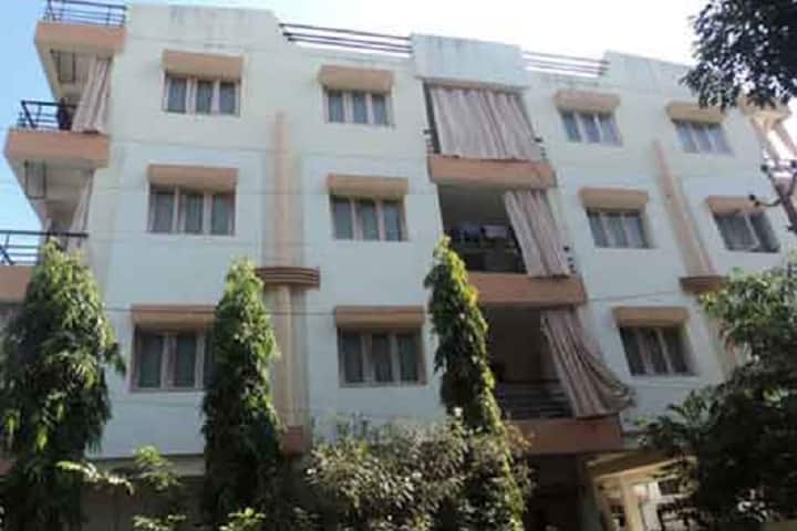 Sardar Patel College of Pharmacy campus in Anand, Gujarat, India — photo 3