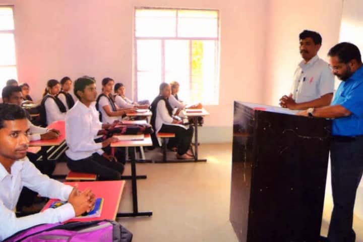 Tapeshwar Singh Teacher's Training College campus in Patna, Bihar, India — photo 3