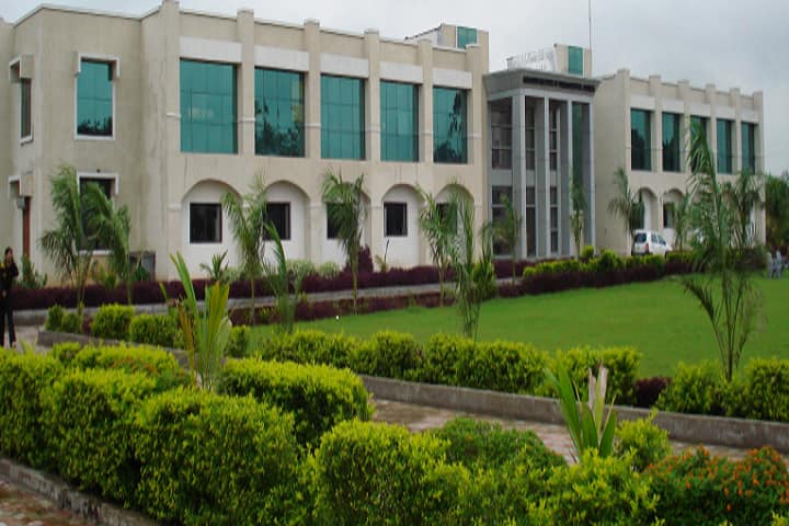 Saraswati Institute of Pharmaceutical Sciences campus in Gandhinagar, Gujarat, India — photo 1