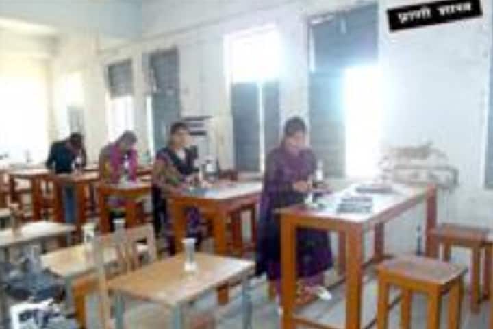 Government Dr Baba Saheb Bheemrao Ambedkar PG College campus in Dongargaon, Chhattisgarh, India — photo 5