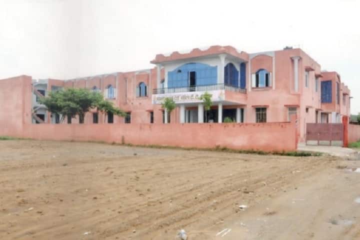 Smt Sarbati Devi Mahila TT College campus in Jaipur, Rajasthan, India — photo 3