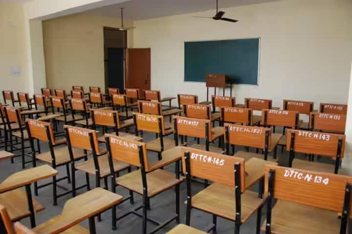 Delhi Teacher's Training College campus in New Delhi, Delhi, India — photo 2