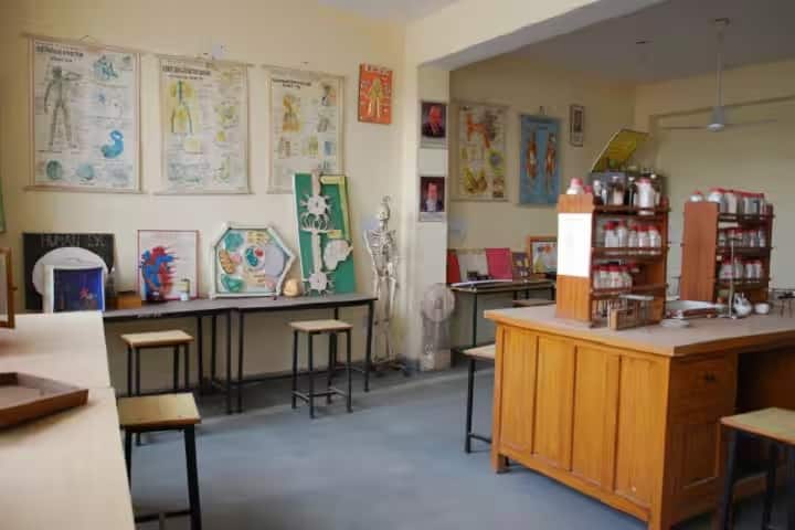 Delhi Teacher's Training College campus in New Delhi, Delhi, India — photo 5