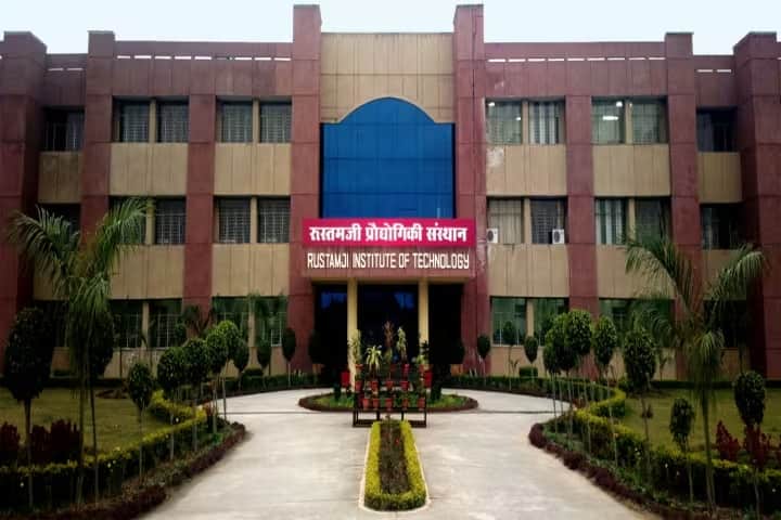 RJIT Gwalior campus in Gwalior, Madhya Pradesh, India — photo 1