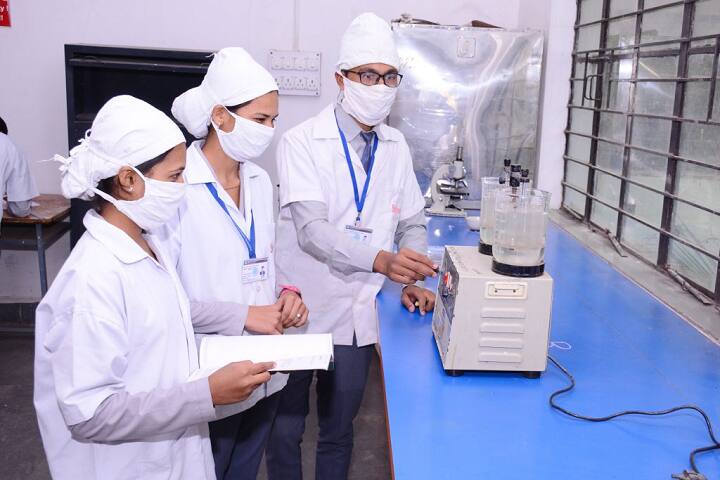 Sanjivani Rural Education Society's Sanjivani Institute of Pharmaceutical Education and Research campus in Kopargaon, Maharashtra, India — photo 4