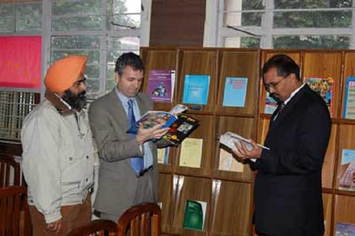 Dasmesh Girls College of Education campus in Malout, Punjab, India — photo 4