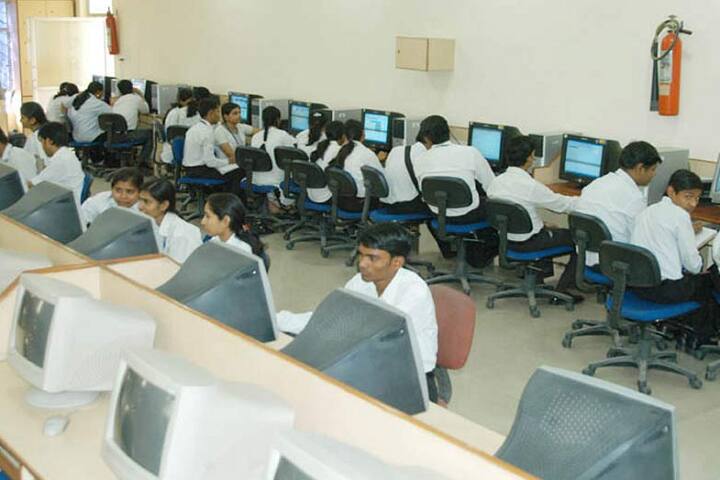 Dr Virendra Swarup College of Management Studies campus in Kanpur, Uttar Pradesh, India — photo 3
