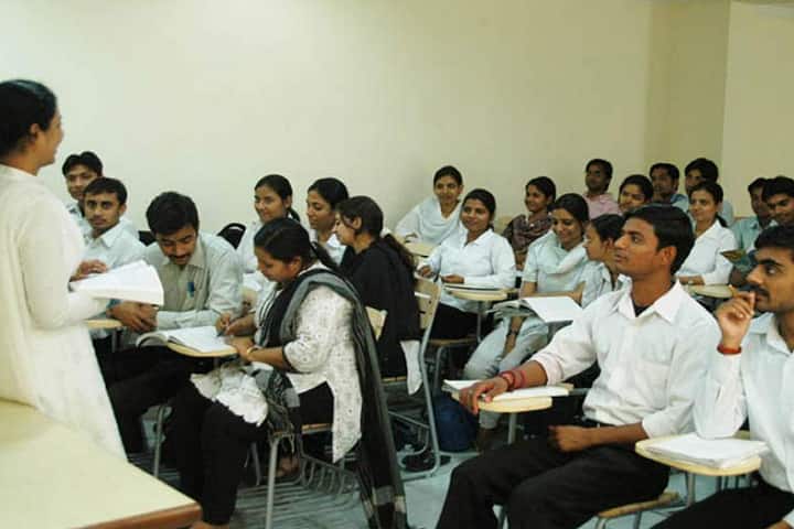Dr Virendra Swarup College of Management Studies campus in Kanpur, Uttar Pradesh, India — photo 4
