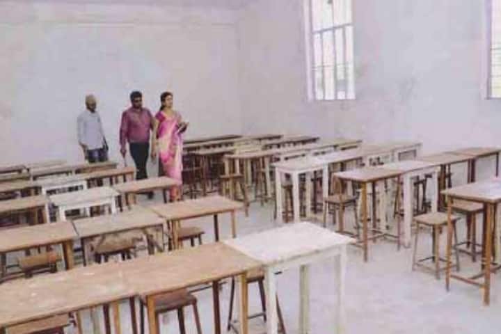 Ram Dulari Teachers Training Women College campus in Hindaun City, Rajasthan, India — photo 2