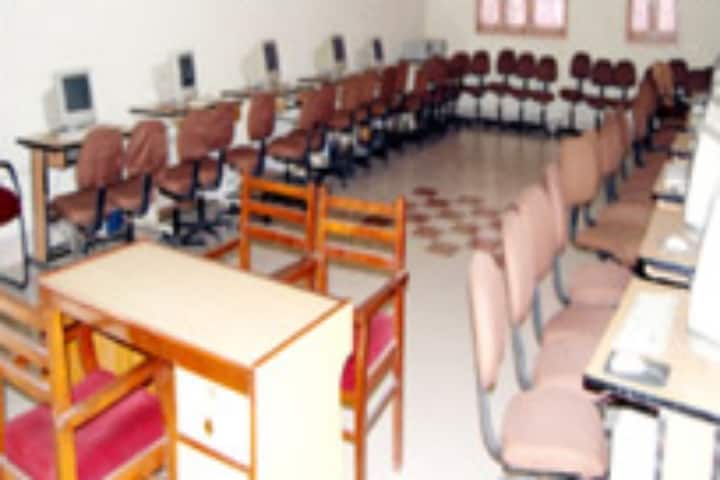 Lala Lajpat Rai Memorial College of Education campus in Dhudike, Punjab, India — photo 2