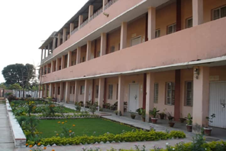 Shri Guru Gangdev College of Education campus in Kathua, Jammu and Kashmir, India — photo 2