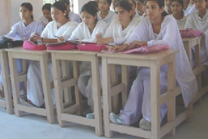 Shri Guru Gangdev College of Education campus in Kathua, Jammu and Kashmir, India — photo 4