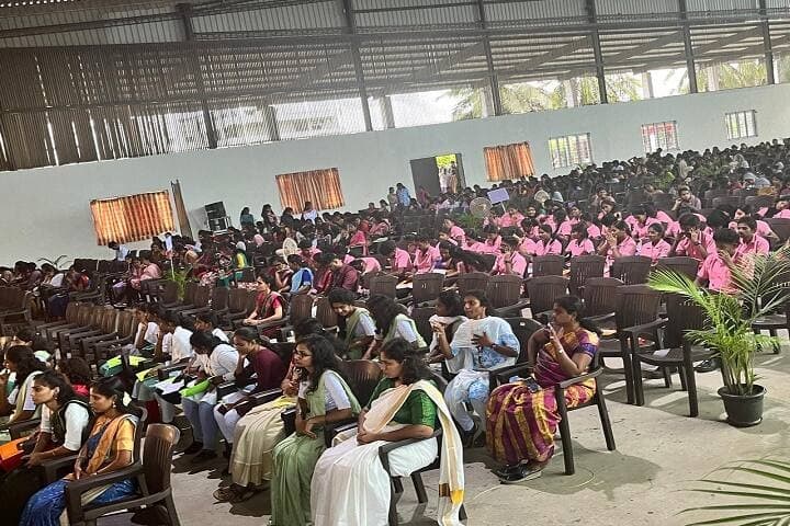 Karpagam Nursing College campus in Coimbatore, Tamil Nadu, India — photo 4