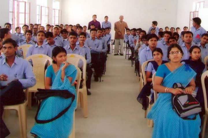 Mantram Teacher's Training College campus in Udaipur, Rajasthan, India — photo 2