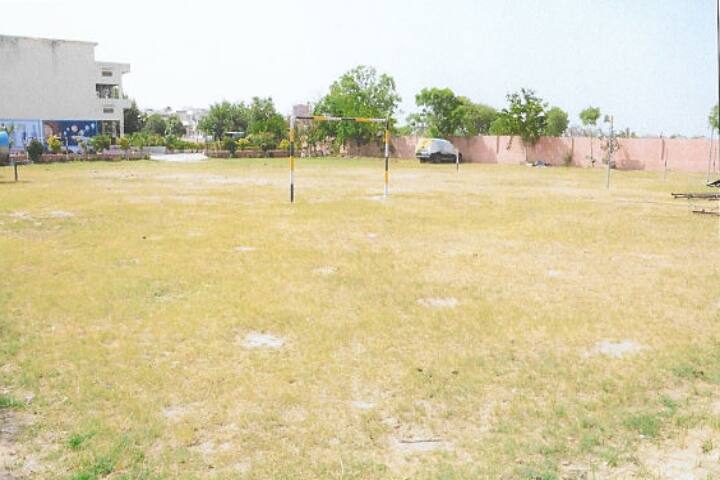 Poddar Shikshan Sansthan campus in Laxmangarh, Rajasthan, India — photo 5