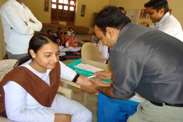 Shri CH Shah Mahila B Ed College campus in Surendranagar, Gujarat, India — photo 5
