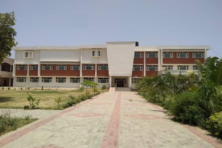 Sanatan Dharam College of Pharmacy campus in Barnala, Punjab, India — photo 1