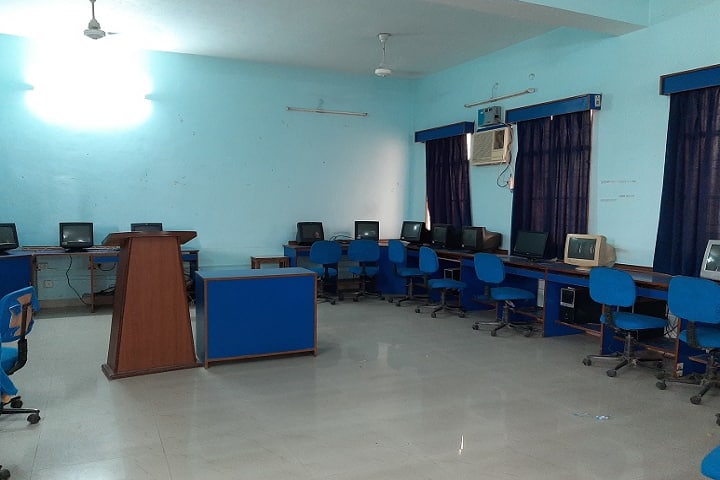 Sanatan Dharam College of Pharmacy campus in Barnala, Punjab, India — photo 5